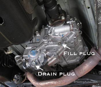 Transfer case drain plug and fill plug