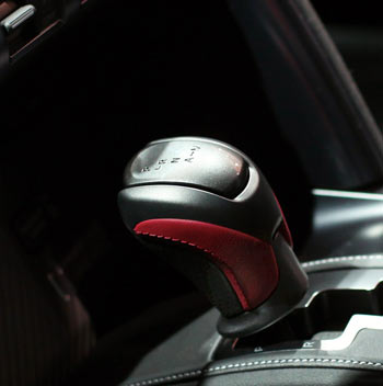 Nissan GT-R shifter