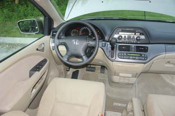 2007 Honda Odyssey interior