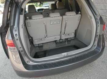 2014 Honda Odyssey trunk